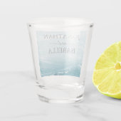 Zomerbruiloft door de blauw golvende zee ombre oce shot glas (Achterkant)