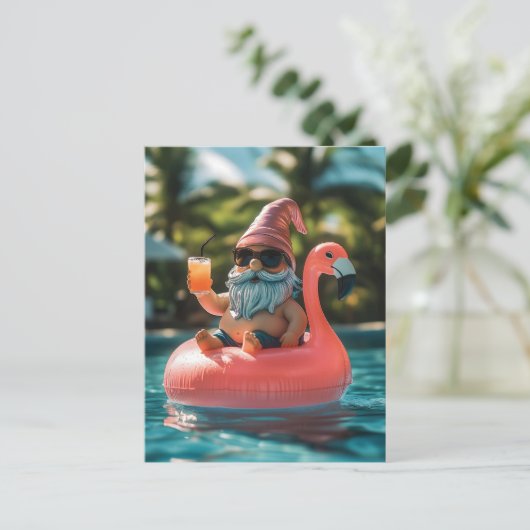Zomergnoom in zonnebril op Flamingo Float Briefkaart (Staand voorkant)