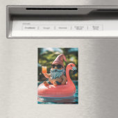 Zomergnoom in zonnebril op Flamingo Float Magneet (Insitu (Vaatwasser))