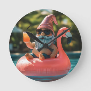 Zomergnoom in zonnebril op Flamingo Float Ronde Klok