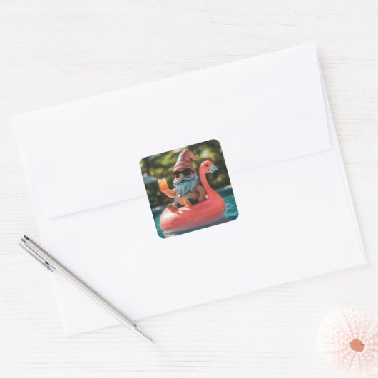 Zomergnoom in zonnebril op Flamingo Float Vierkante Sticker (Envelop)