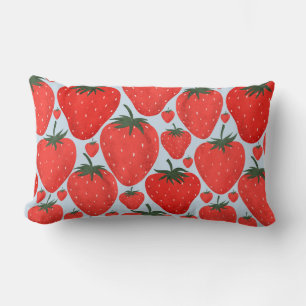 Zomerpatroon met aardbeien geïsoleerd op licht kussen
