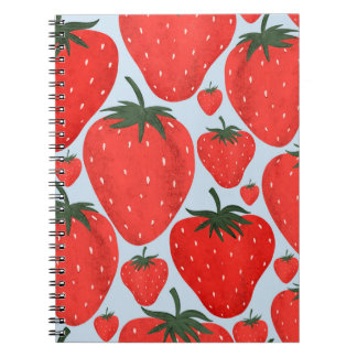 Zomerpatroon met aardbeien geïsoleerd op licht notitieboek