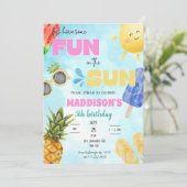 Zomerpret in de zon Zwembadfeest Verjaardag Kaart (Staand voorkant)