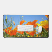 Zomers gevoel van wilde oranje bloemen. bureaumat (Keyboard & Muis)