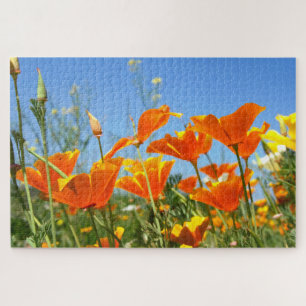 Zomers gevoel van wilde oranje bloemen. legpuzzel