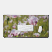 Zomers veld met  lila bloemen in bloei. bureaumat (Keyboard & Muis)