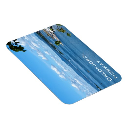 Zomerse uitzicht van Oslofjord vanuit Oslo Magneet (Rechterzijde)