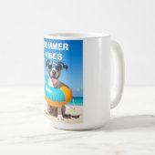 Zomerstemming hond op het strand koffiemok (Voorkant rechts)