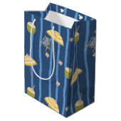 Zomerstrand Essentials Patroon (2) Medium Cadeauzakje (Achterkant Gekanteld)
