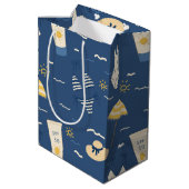Zomerstrand Essentials Patroon (4) Medium Cadeauzakje (Achterkant Gekanteld)