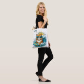 Zomerstrand Koele Surfkat Tote Bag (Op model)