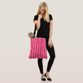 zomerstrepen - diep en bleek roze tote bag (Op model)