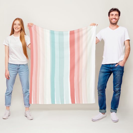 zomerstrepen in koraal en turkooizen fleece deken (In situ)