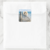 Zomerstrohoed in zeebries vierkante sticker (Tas)