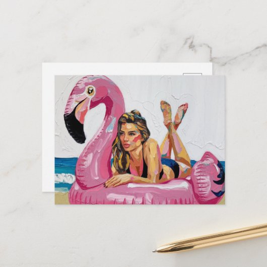 Zomertijd Vrouw op een Flamingo Float op het stran Briefkaart (Voorkant / Achterkant in situ)