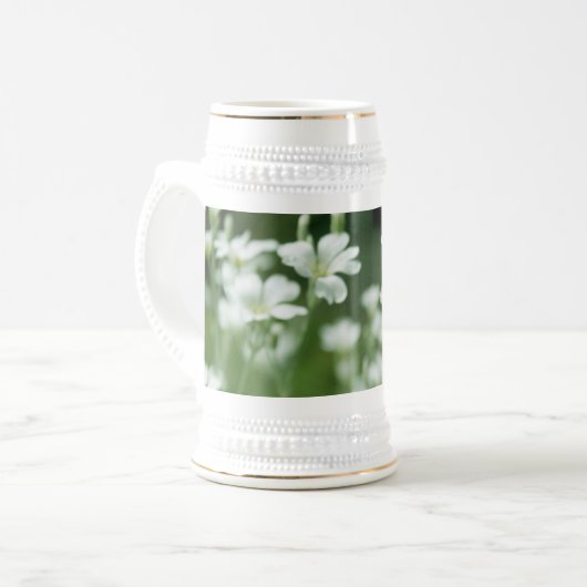 zomerverse witte tuinbloemen bierpul (Voorkant links)