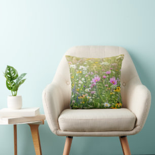 Zomerweide met wilde bloemen kussen