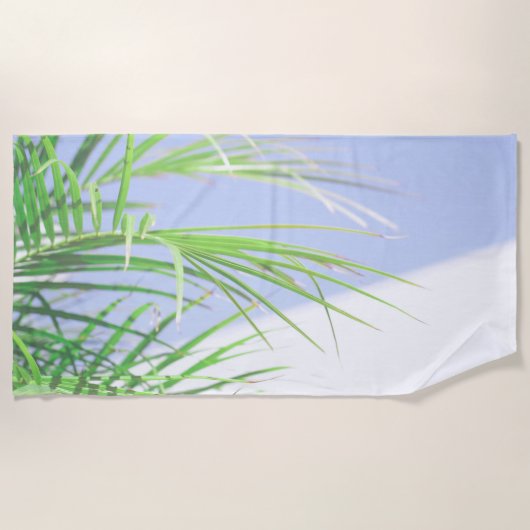 Zomfpalmboom laat Bleek groen deegsel over Strandlaken (Voorkant)