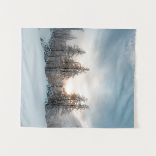 Zon achter spruce-bomen wandkleed (Voorkant (horizontaal))