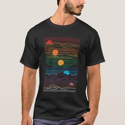 Zon en maan met bomen en bergen t-shirt (Voorkant)