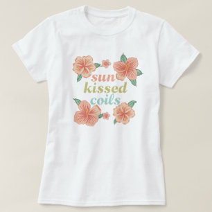 "Zon gekuste krullen" Hawaïaans bloemen zomer T-sh T-shirt
