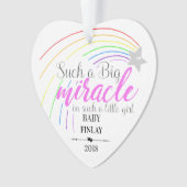 Zo'n groot wonder in zo'n kleine meisjesversiering ornament (voorkant)