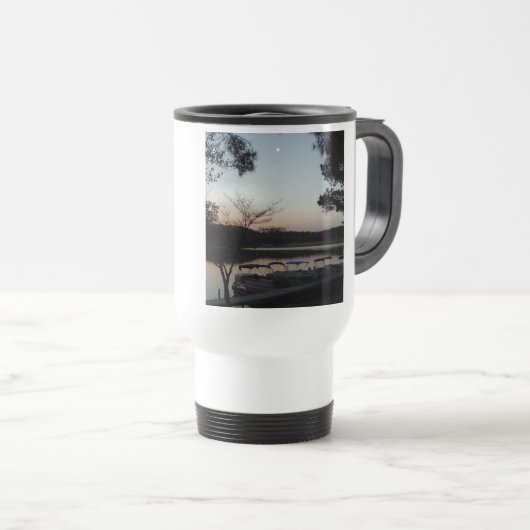 Zon plaatsen, rijzende maan boven Arrowiad Reisbeker (Voorkant rechts)