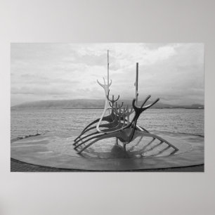 Zon Voyager Beeldhouwwerk, Reykjavik, IJsland, Z/W Poster