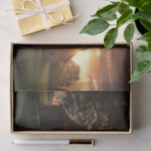 Zon zetten piekend rond een grote houten schuur tissuepapier (Geschenk)