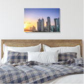 Zondag over de stad Doha, Qatar Canvas Afdruk (Insitu (Slaapkamer))