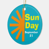 Zondag voor zonne-energie keramisch ornament (Links)