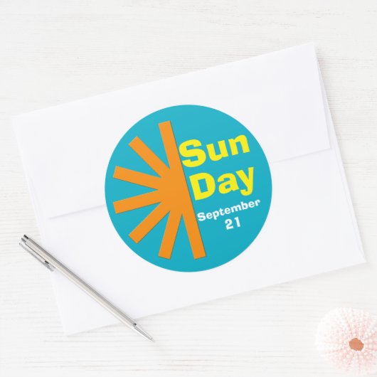 Zondag voor zonne-energie ronde sticker (Envelop)