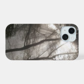 Zonlicht door bomen iPhone 15 case (Achterkant horizontaal)