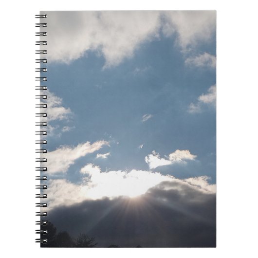 Zonlicht door donkere wolken Spiraal Foto Notitieb Notitieboek (Voorkant)