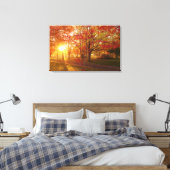 Zonlicht door herfst rode ahornbomen canvas afdruk (Insitu (Slaapkamer))