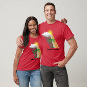 Zonlicht- en wolkeninteractie met een palmboom t-shirt (Unisex)
