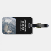 Zonlicht op het water van de aarde. bagagelabel (Achterkant horizontaal)