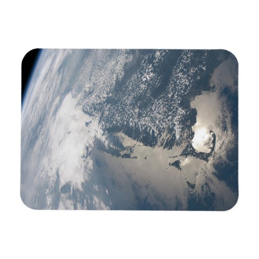 Zonlicht op het water van de aarde. magneet (Horizontaal)