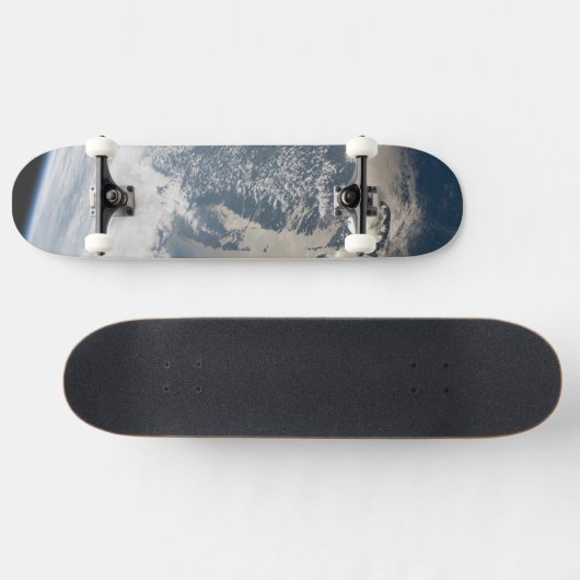 Zonlicht op het water van de aarde. persoonlijk skateboard (Horizontaal)