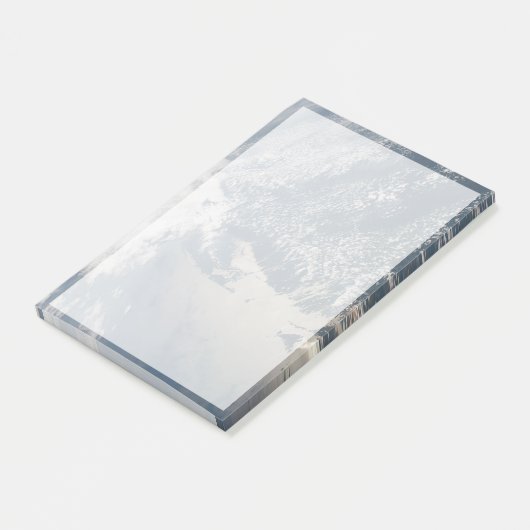 Zonlicht op het water van de aarde. post-it® notes (Schuin)