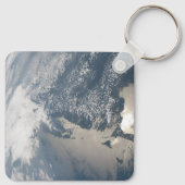 Zonlicht op het water van de aarde. sleutelhanger (Achterkant)
