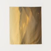 Zonlicht schijnt in de ochtend mist wandkleed (Voorkant)