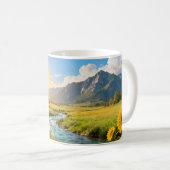 Zonne landschap met bergen en rivier mok (Voorkant rechts)