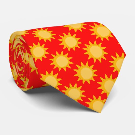 Zonne Zon Patroonontwerp Op Rood Stropdas (Opgerold)