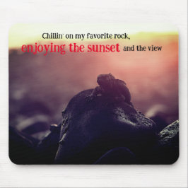 Zonnebaden van zeeleguanen muismat