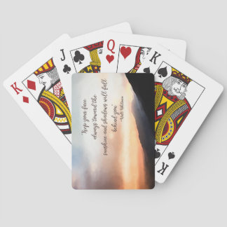 Zonnebakkaarten boven de bergen speelkaarten