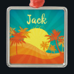 Zonnebaktropische retro-surf ontwerpnaam metalen ornament<br><div class="desc">Met een ontwerp van een retro tropisch strand op zonsondergang met palmbomen. Dit ontwerp van surf is in kleuren van rood, oranje en geel en doet denken aan een warm tropisch strandoord in de zomertijd. Voor de liefhebbers van zon, surf en zand en tropische zonsondergangen.. Persoonlijke naamoptie voor het perfecte...</div>
