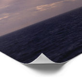 Zonnebeelden door wolken over de oceaan poster (Hoek)