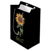 Zonnebloem 8647 86 47 Subtiele Anti Trump Bloemen  Medium Cadeauzakje (Voorkant Gekanteld)